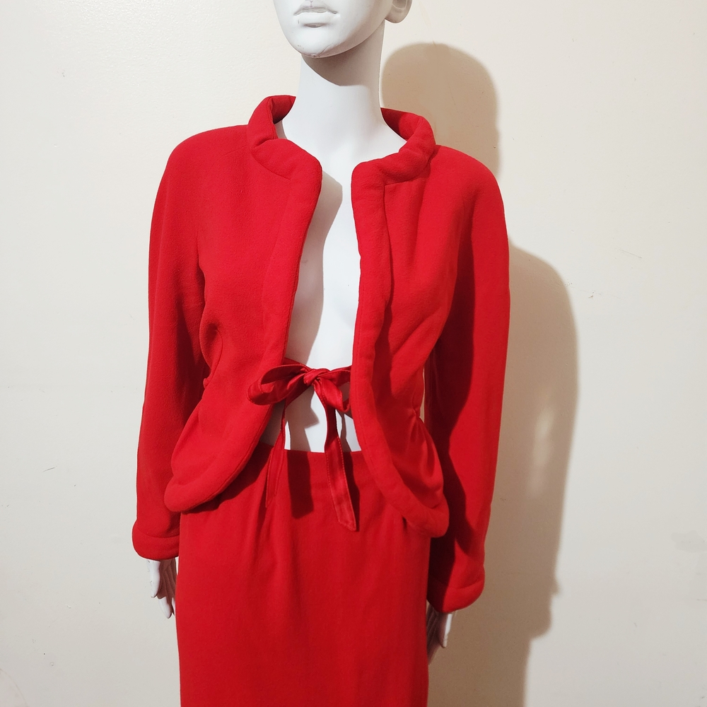 Red Two-Piece Skirt Set - Picture 3 of 12